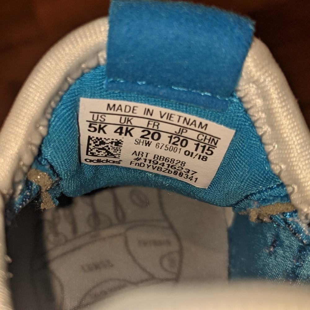 Adidas x Pharrell Williams Hu I Limited Edition - Picture 7 of 10